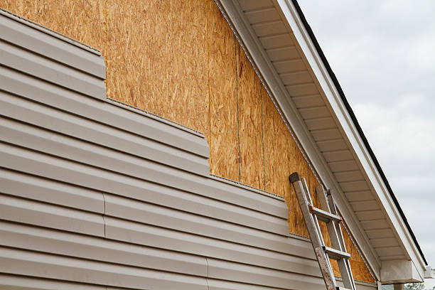 24/7 Emergency Siding Repair experts in Newington, VA